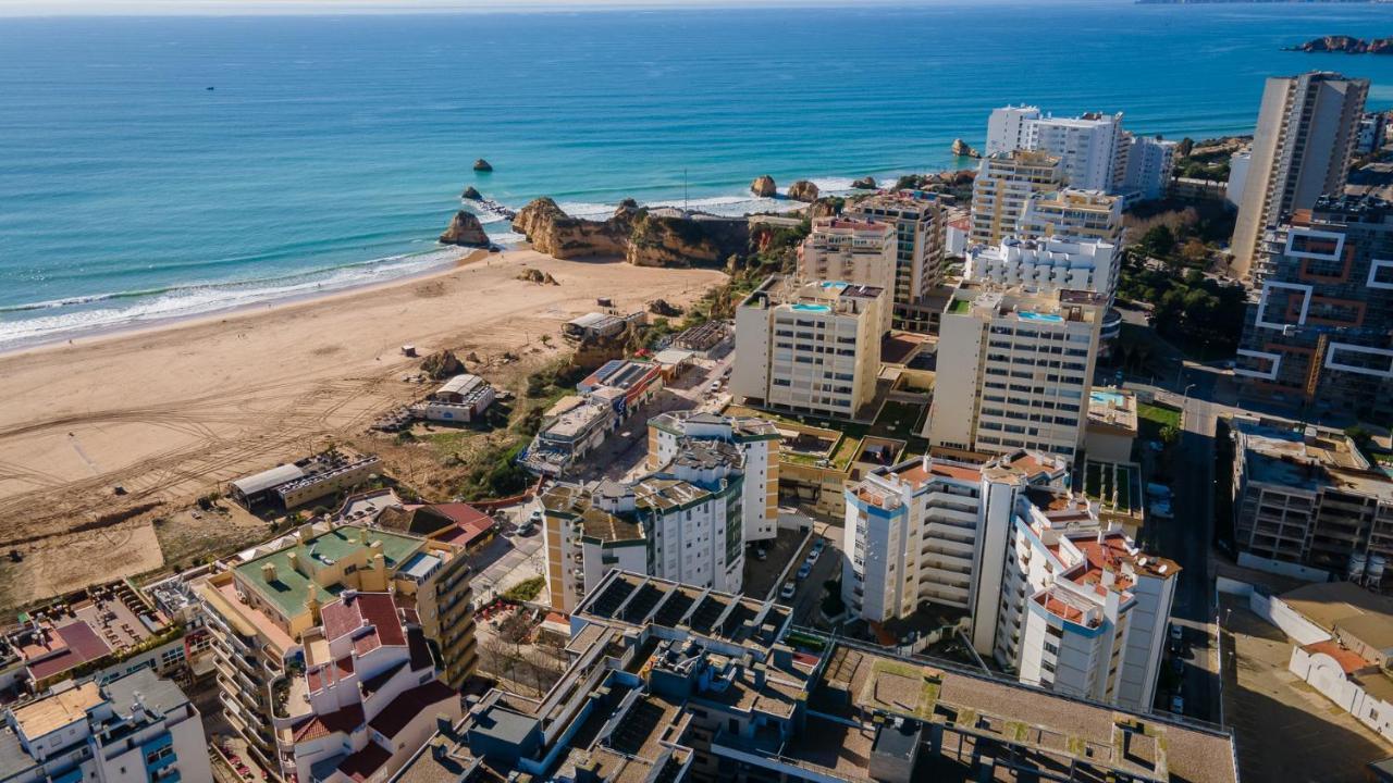 Charming 1 Bedroom Apartment In Portimao By Lovelystay المظهر الخارجي الصورة