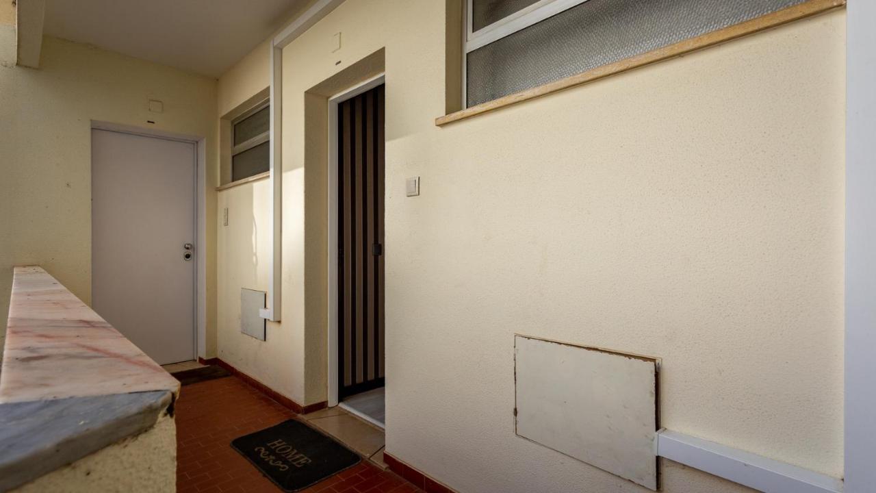 Charming 1 Bedroom Apartment In Portimao By Lovelystay المظهر الخارجي الصورة